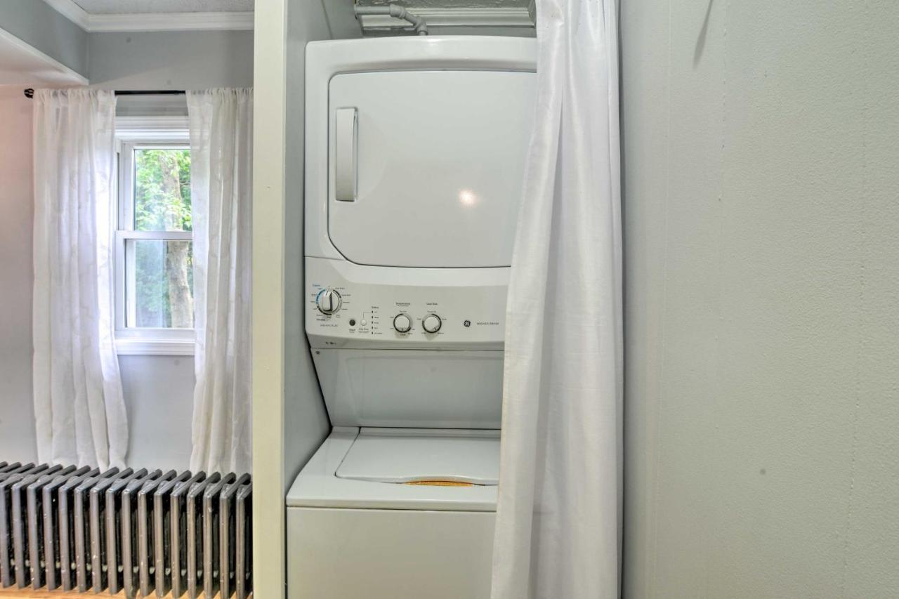 Enchanting Family House With Balcony Less Than 3 Mi To Wvu! 摩根敦 外观 照片